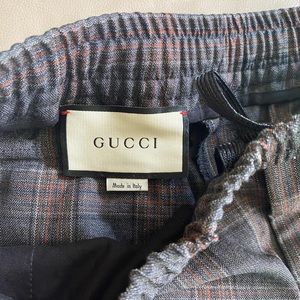 Gucci pants size 44 (28 for man)